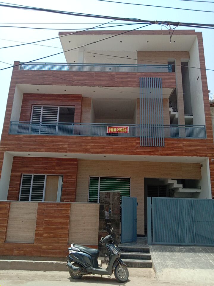 6 BHK + Study Room Villa For Sale in Prem Satyam Swastik Apartment