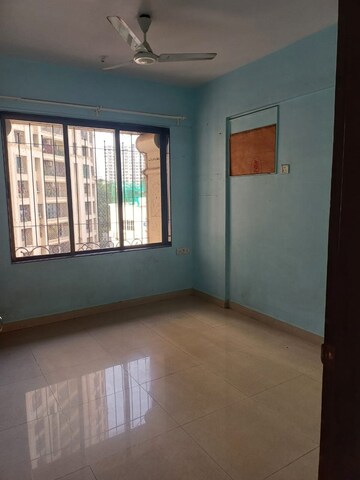 Room in 2 BHK Apartment at Lake Florence, Powai – for Sale