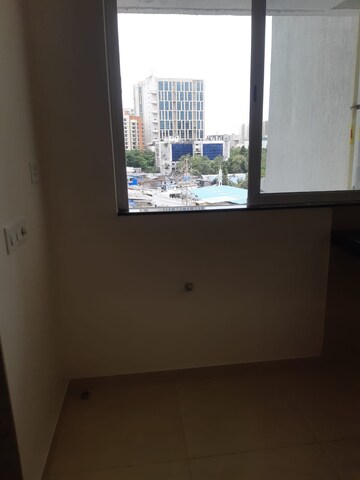 Room in 2 BHK Apartment at LnT Veridian, Powai – for Sale