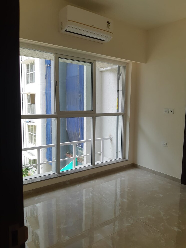 Room, lnt-veridian 2 Bedroom 550 Sq.Ft. Apartment In Powai Mumbai 8802213