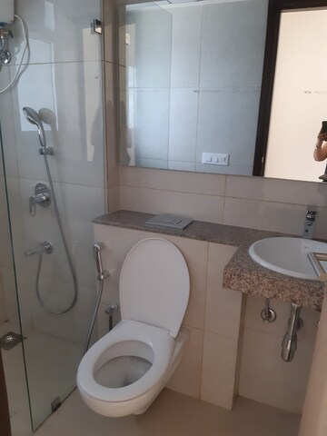 Bathroom in 2 BHK Apartment at LnT Veridian, Powai – for Sale