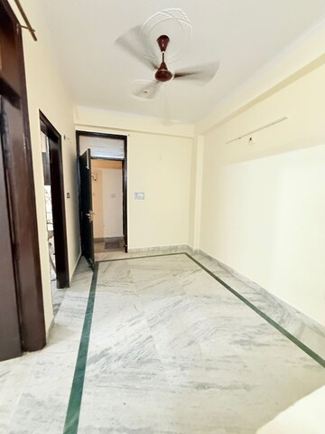 Room in 2 BHK Builder Floor at Chattarpur – for Rent