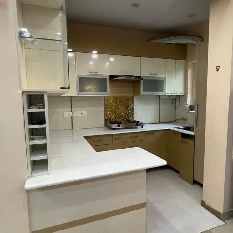 Kitchen, paras-tierea 2 Bedroom 825 Sq.Ft. Apartment In Sector 137 Noida 8802211