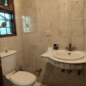 Bathroom in 2 BHK Apartment at Dlf Phase ii – for Rent