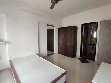 Room in  Pg at Churi Wadi – for Rent