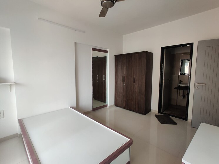 Room, churi wadi Pg For Boys & Girls In Churi Wadi 8802245