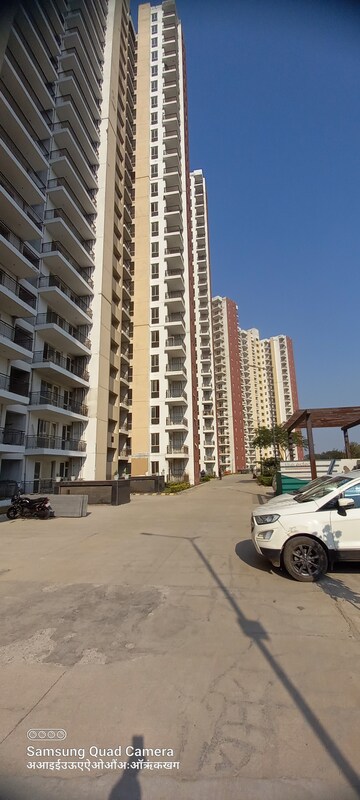 2 BHK Apartment For Rent in Tata La Vida, Sector 113