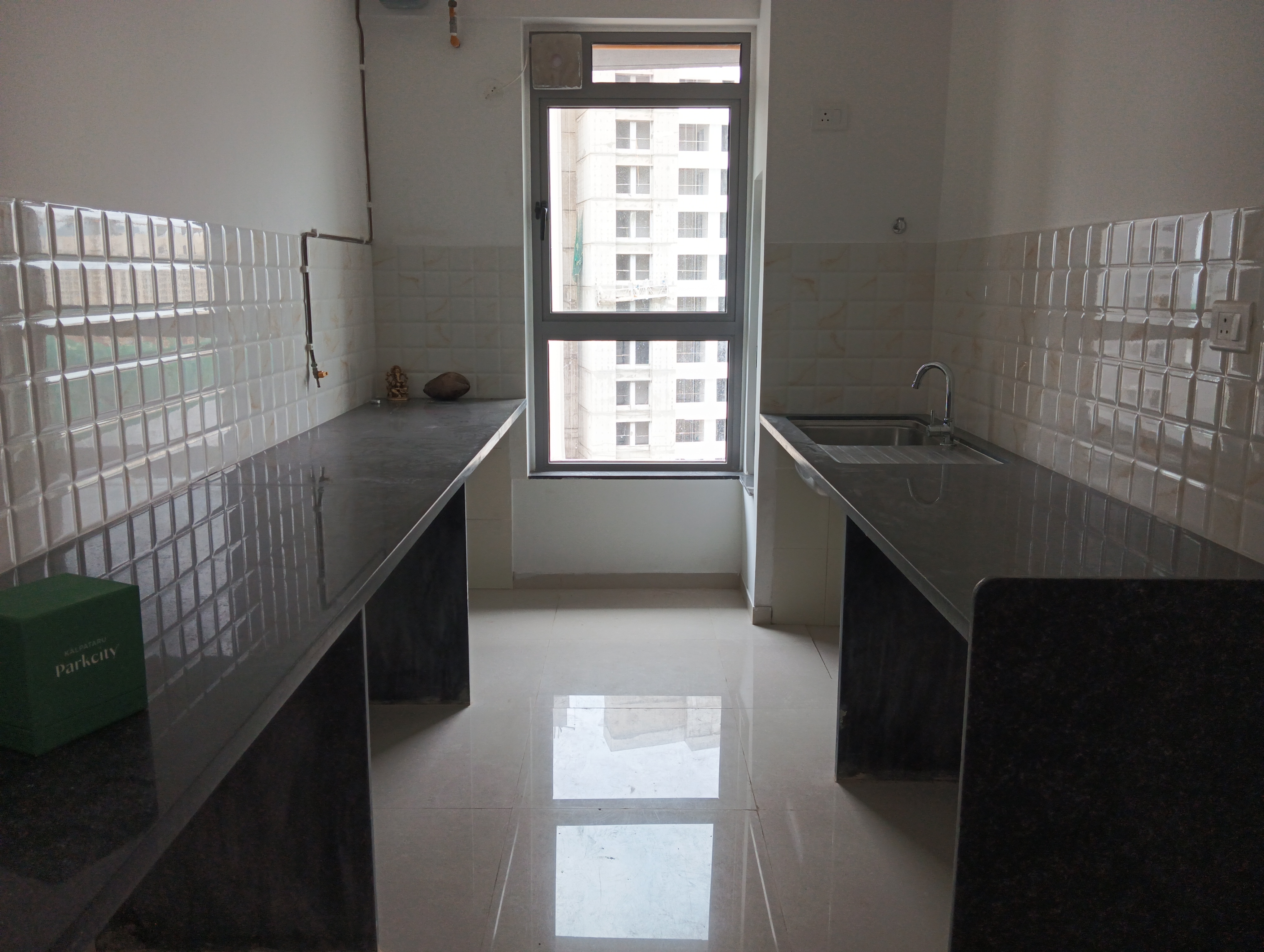 2 BHK Apartment For Rent in Kalpataru Immensa