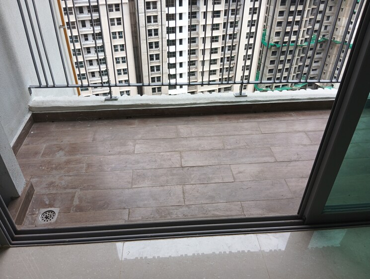 Balcony, kalpataru-immensa 2 Bedroom 808 Sq.Ft. Apartment In Kolshet Road Thane 8802316