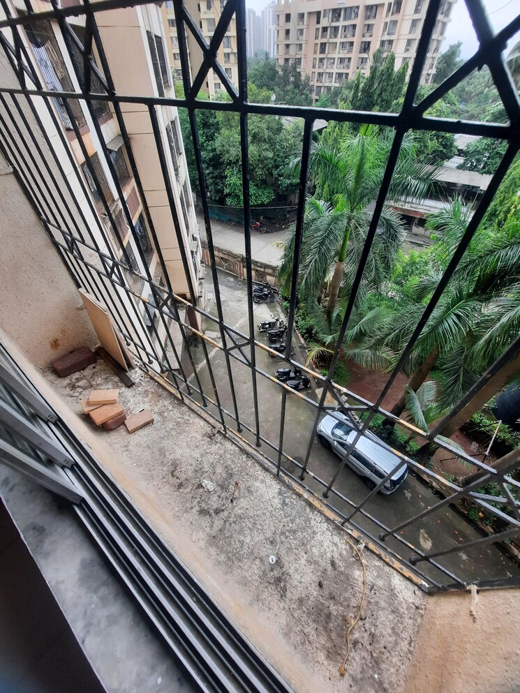 Balcony, shree-prastha-chs 1 Bedroom 433 Sq.Ft. Apartment In Owale Thane 8773993