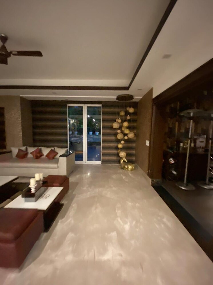 Kitchen, sector 41 5 Bedroom 450 Sq.Yd. Villa In Sector 41 Noida 8802299