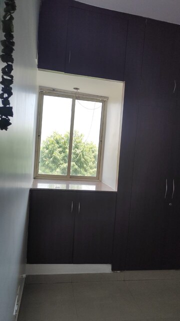 Room in 3 BHK Builder Floor at Govindpuri – for Rent