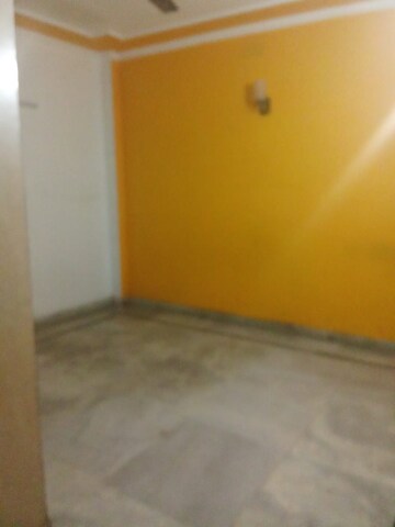 Room in 2 BHK Builder Floor at Govindpuri – for Rent