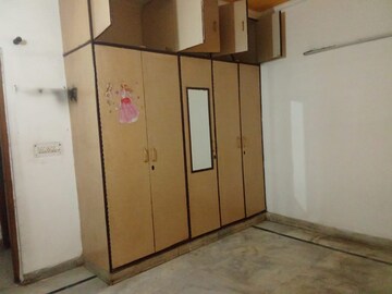 Room in 2 BHK Builder Floor at Govindpuri – for Rent
