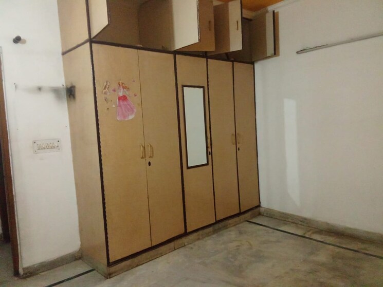 Room, govindpuri 2 Bedroom 550 Sq.Ft. Builder Floor In Govindpuri Delhi 8802340