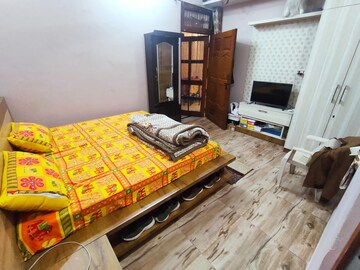 Bedroom in 5 BHK Independent House at Hira Nagar, Om Nagar – for Sale