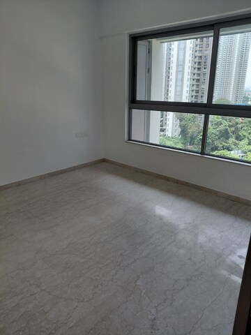 Bedroom in 3.5 BHK Apartment at Kalpataru Immensa, Kolshet Road – for Rent