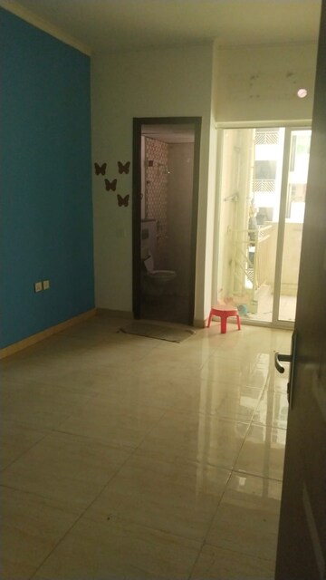 Master Bedroom in 1.5 BHK Apartment at Mahagun Mywoods, Sector 16c Greater Noida – for Rent