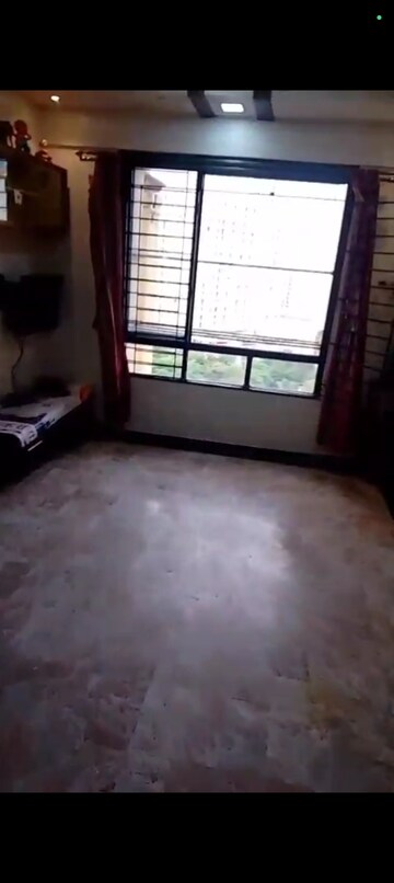 Room in 2 BHK Apartment at Hiranandani Estate Polaris, Thane West – for Rent