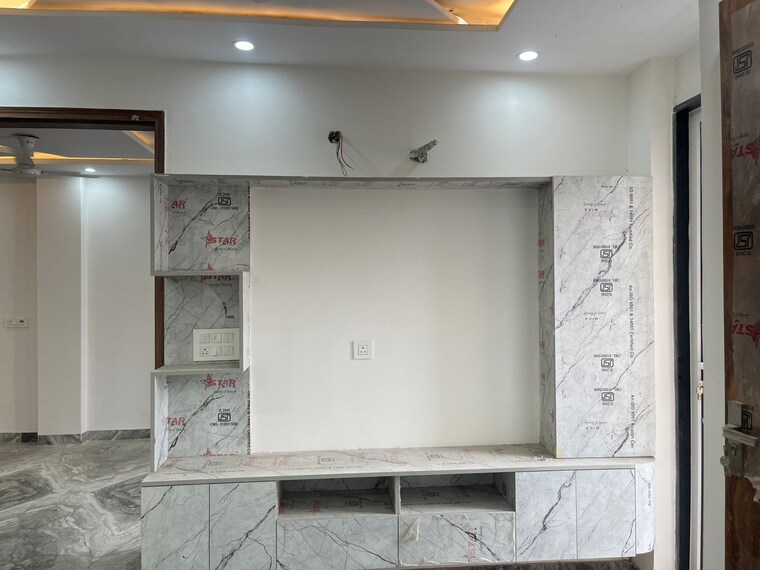 undefined, shiv nagar 2.5 Bedroom 900 Sq.Ft. Builder Floor In Shiv Nagar Delhi 8802439