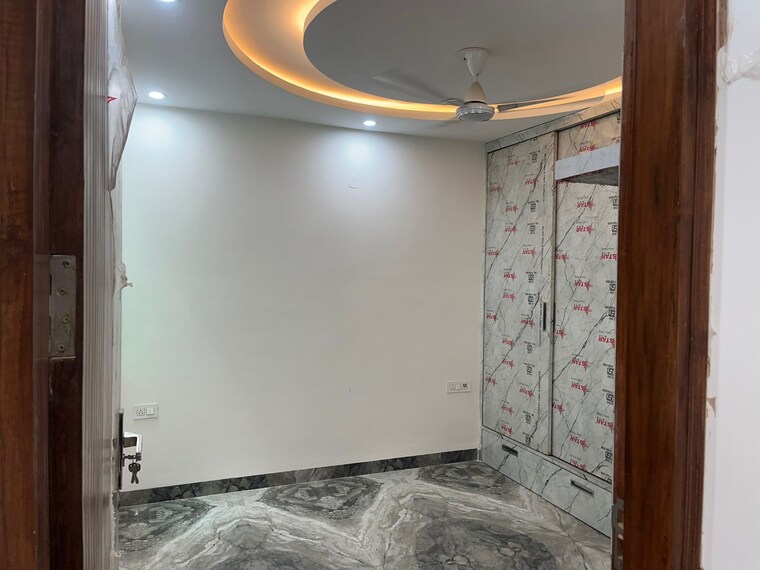 Bedroom, shiv nagar 2.5 Bedroom 900 Sq.Ft. Builder Floor In Shiv Nagar Delhi 8802439