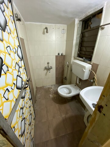Master Bedroom in 2 BHK Apartment at Ravi Gaurav Valley, Mira Road – for Rent
