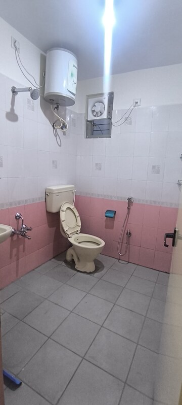 Bathroom in 2 BHK Builder Floor at Kodihalli – for Rent