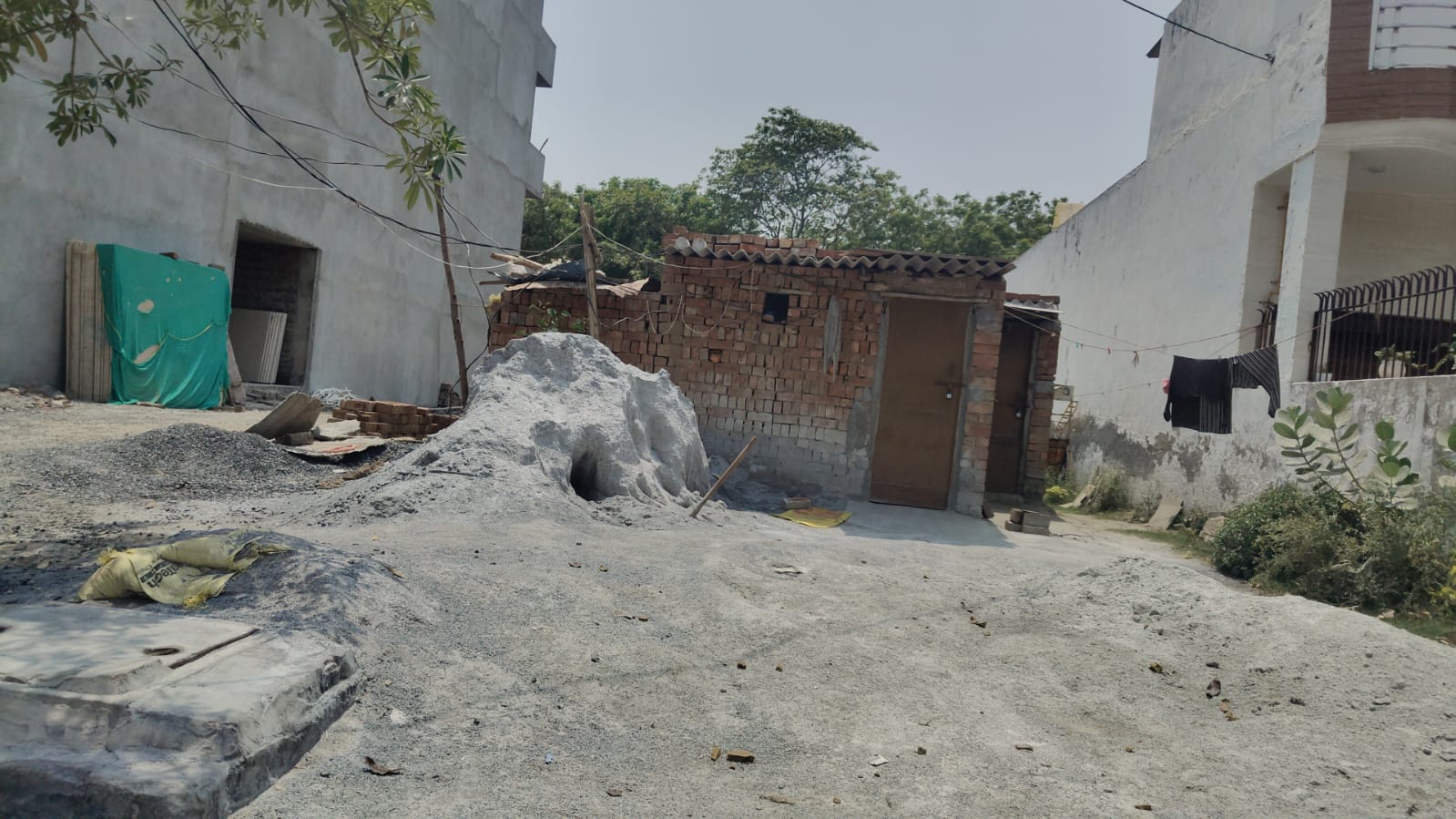 Plot For Sale in Independent Plot 