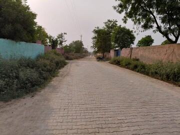  Plot – Garden View at Sector 17 Yamuna Expressway - for Sale