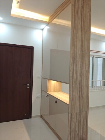 Room in 3 BHK Apartment at LnT Raintree Boulevard, Hebbal – for Rent