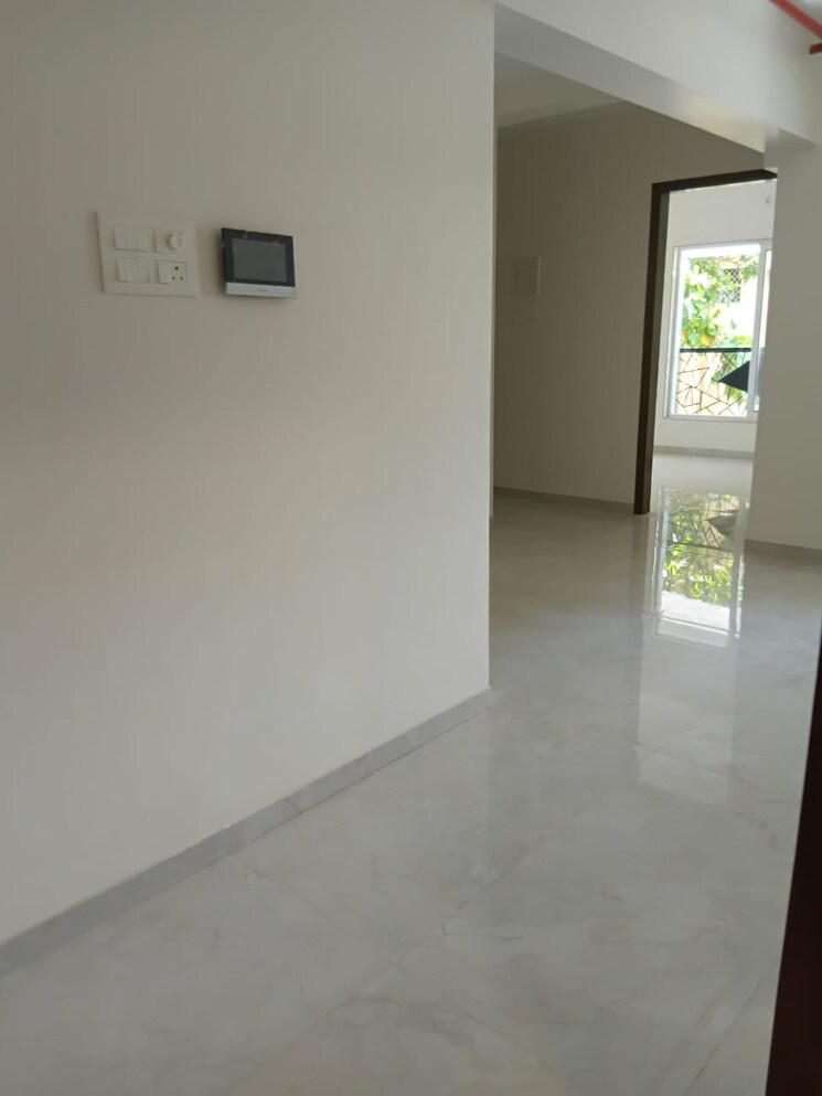 Room, vile parle east 1.5 Bedroom 565 Sq.Ft. Apartment In Vile Parle East Mumbai 8802599