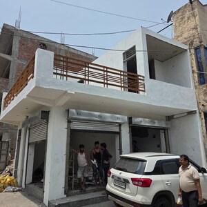   Shop at Daulatabad – for Sale