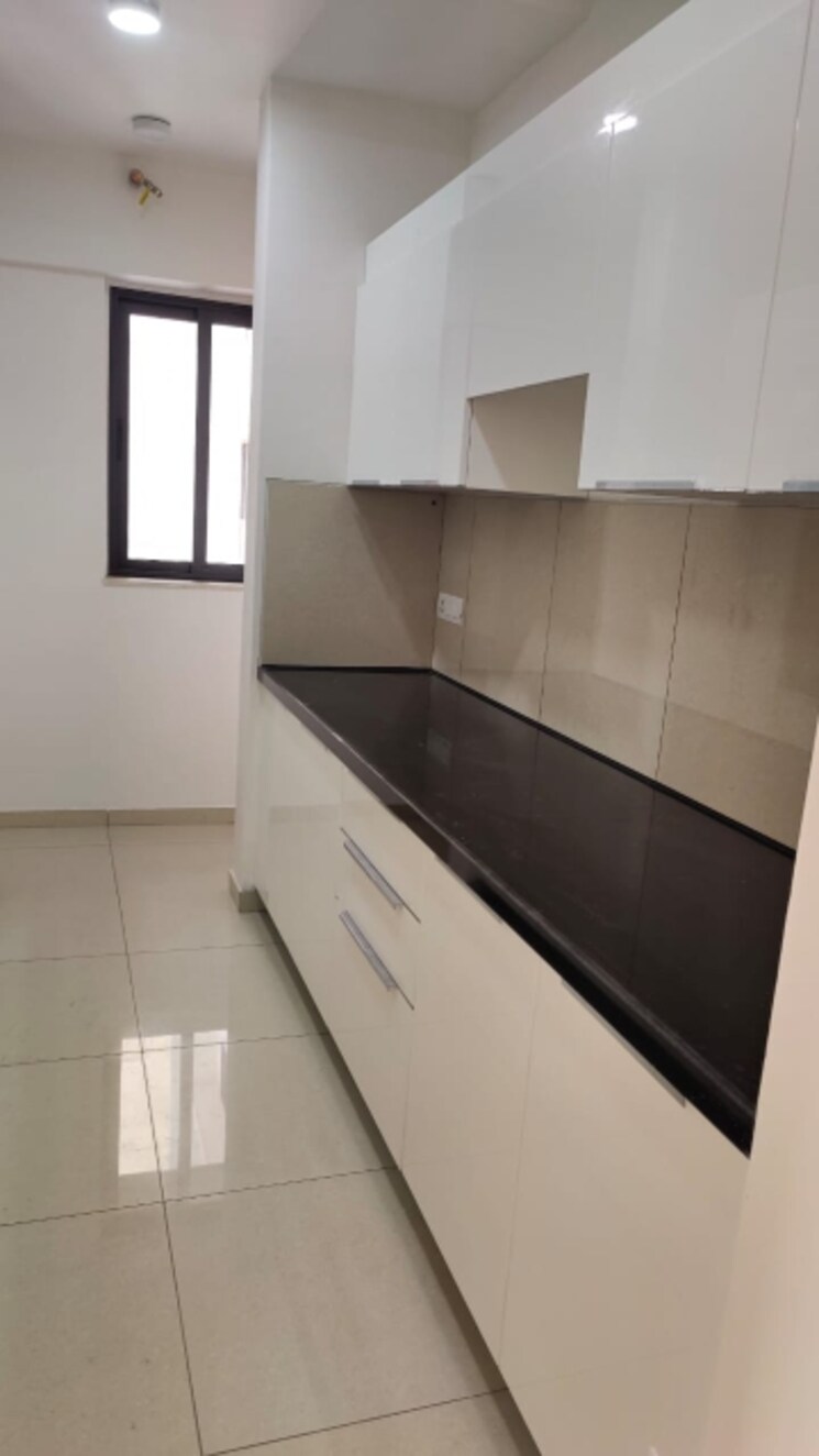 Kitchen, shapoorji-pallonji-vicinia 2 Bedroom 670 Sq.Ft. Apartment In Powai Mumbai 8802602