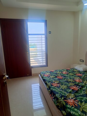 Bedroom in 3 BHK Builder Floor at BPTP District Phase 2, Sector 84 – for Sale