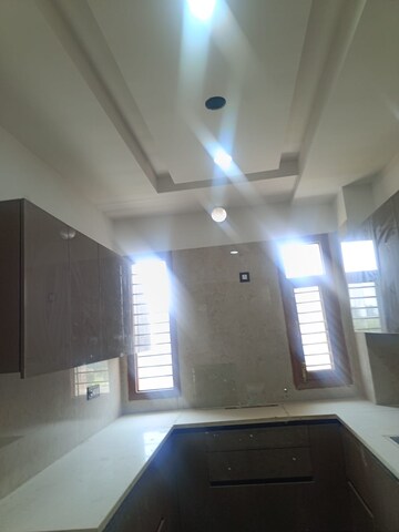 Furnished Amenities in 3 BHK Builder Floor at Amolik Residency, Sector 86 – for Sale
