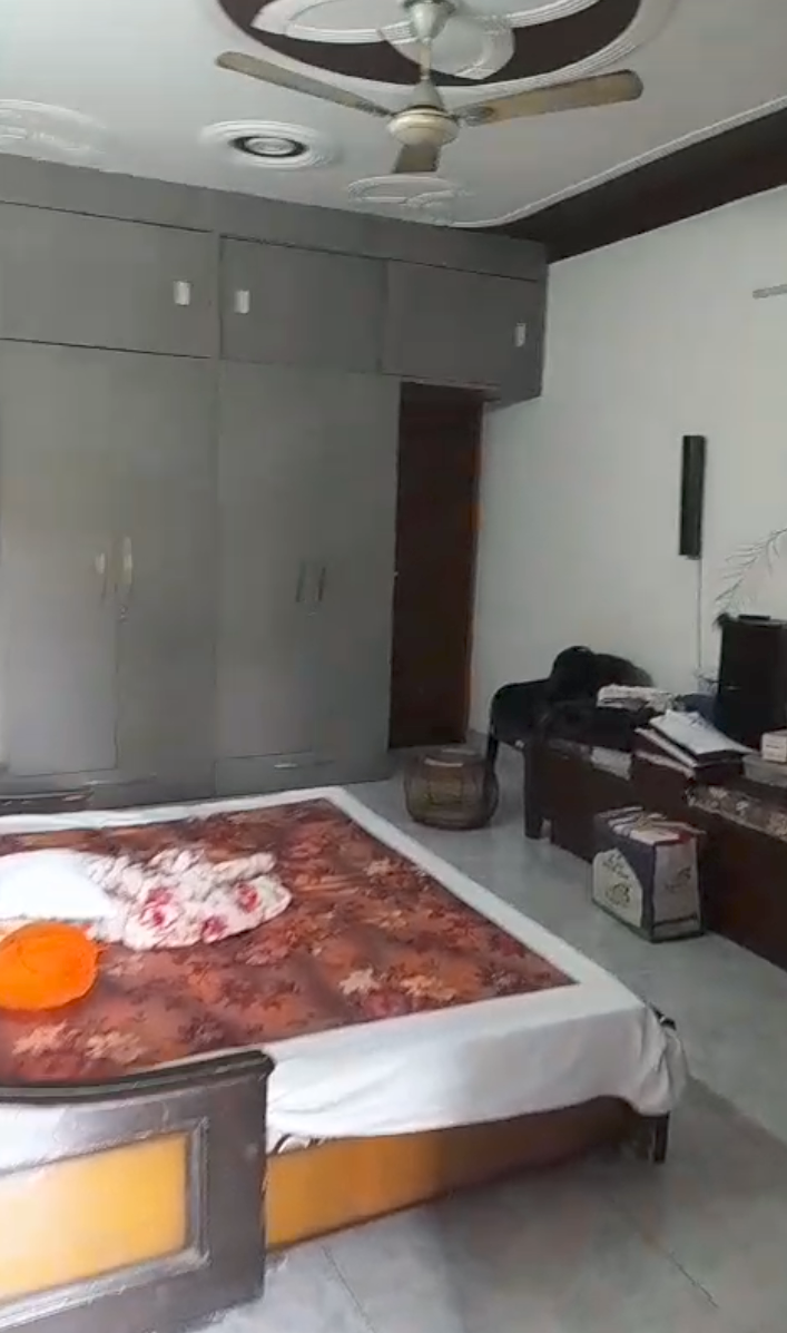 6+ BHK + Extra Room Independent House For Sale in B Block Lohia Nagar