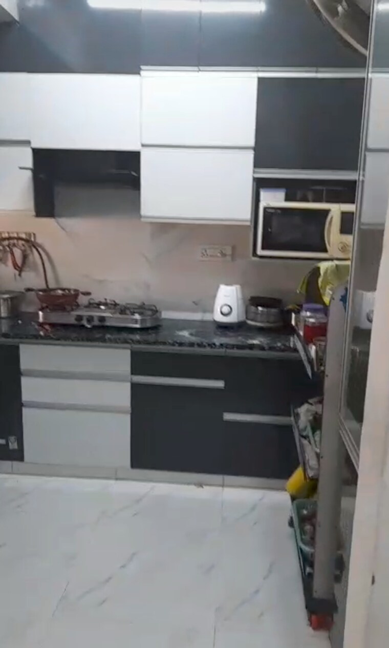 Kitchen, b block lohia nagar 6+ Bedroom 200 Sq.Yd. Independent House In B Block Lohia Nagar Ghaziabad 8802718