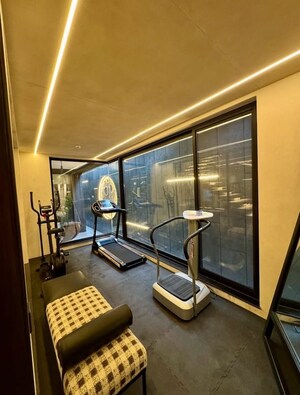 Gym in 3 BHK Builder Floor at Sector 33 – for Sale