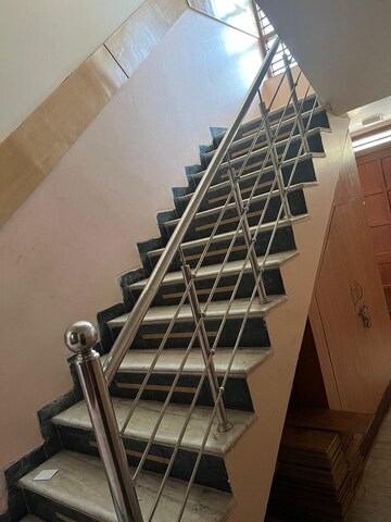Staircase in 3 BHK Builder Floor at Sector 21d – for Rent