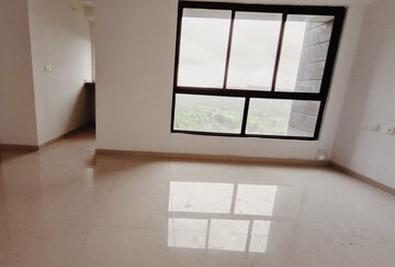 Room in 1 BHK Apartment at Wadhwa Wise City, Old Panvel – for Rent