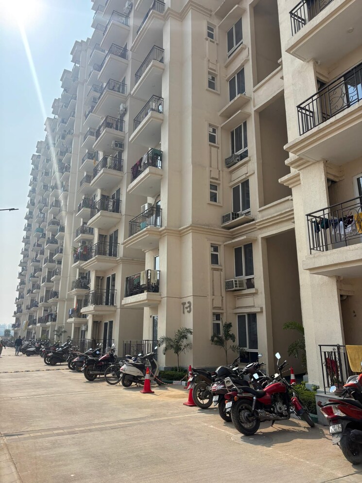 Exterior View, signature-global-the-millennia 2 Bedroom 644 Sq.Ft. Apartment In Sector 37d Gurgaon 8802946
