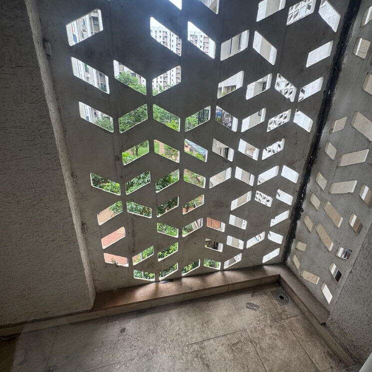  Parking, lodha-lakeshore-greens 2 Bedroom 738 Sq.Ft. Apartment In Hedutane Thane 8803128