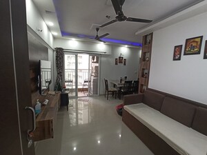 Kitchen in 2 BHK Apartment at Shapoorji Pallonji Sarova, Kandivali East – for Sale