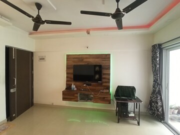 Furnished Amenities in 2 BHK Apartment at Shapoorji Pallonji Sarova, Kandivali East – for Sale