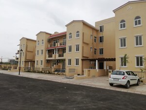 4 BHK Builder Floor For Sale in Emaar MGF Emerald Hills, Sector 65