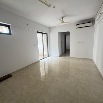 Room in 1 BHK Apartment at Lodha Palava City Lakeshore Greens, Hedutane – for Rent