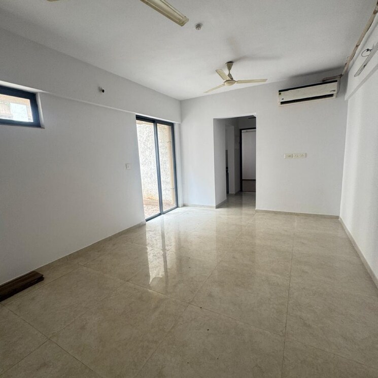 Room, lodha-palava-city-lakeshore-greens 1 Bedroom 510 Sq.Ft. Apartment In Hedutane Thane 8803292