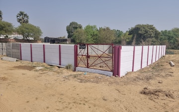 Plot For Sale in Kanpur Road