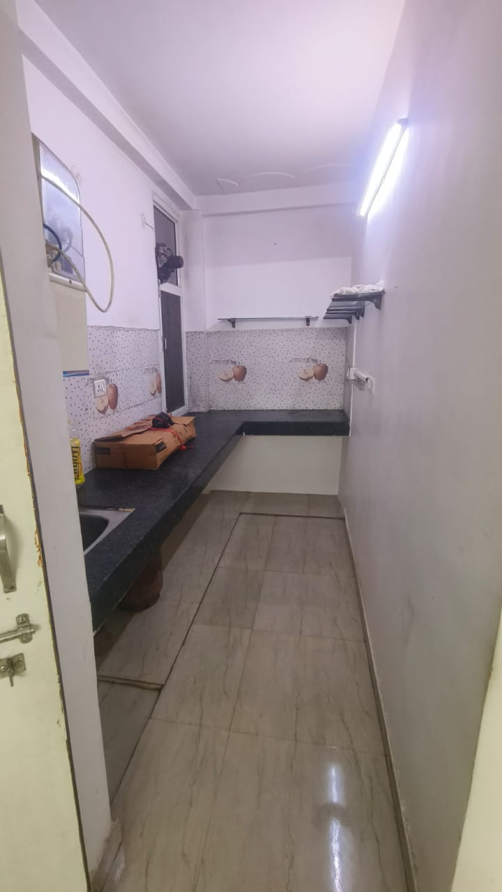 1.5 BHK Builder Floor For Rent in Patparganj Village Nr Mcd