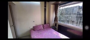 Bedroom in 2 BHK Apartment at Juhu – for Rent
